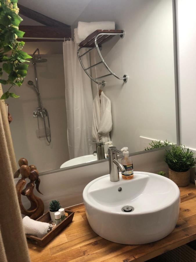 L' Ilot Des Iles Bed & Breakfast Cuxac-dʼAude Eksteriør bilde